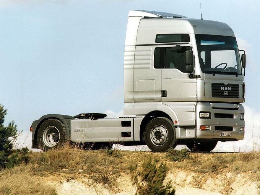  MAN TGA 4x2 2000 года  (фото 10 из 14)
